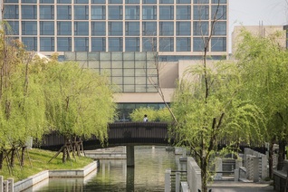 春在上科大（2018年4月）